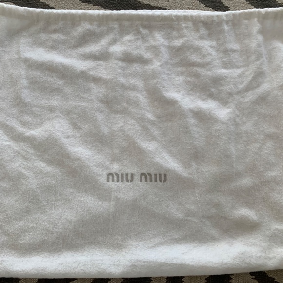 Miu Miu Tan Vintage Handbag. - Picture 11 of 11